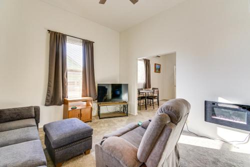 Walkable Location, Fenced Yard Wickenburg Home! in Wickenburg Walkable Location, Fenced Yard Wickenburg Home! in Wickenburg