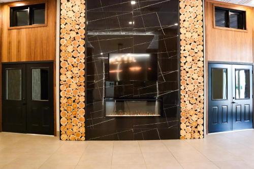 ล็อบบี้, รามาดา พลาซา บาย วินด์แฮม กาติโน/มานัวร์ ดู กาสิโน (Ramada Plaza by Wyndham Gatineau/Manoir du Casino) in กาติโน (QC) ล็อบบี้, รามาดา พลาซา บาย วินด์แฮม กาติโน/มานัวร์ ดู กาสิโน (Ramada Plaza by Wyndham Gatineau/Manoir du Casino) in กาติโน (QC)