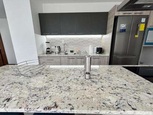 Stylish & Private Suite in Quito, Perfect Location in ลา ฟลอเรสตา Stylish & Private Suite in Quito, Perfect Location in ลา ฟลอเรสตา