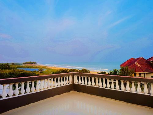 Alrededores, BERG'S BEACH HOUSE in Winneba Alrededores, BERG'S BEACH HOUSE in Winneba