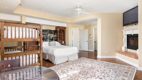 Létesítmények, Private Estate w Pool Hot Tub Tennis Court Near Encinitas The Ranch by AvantStay in San Marcos Létesítmények, Private Estate w Pool Hot Tub Tennis Court Near Encinitas The Ranch by AvantStay in San Marcos