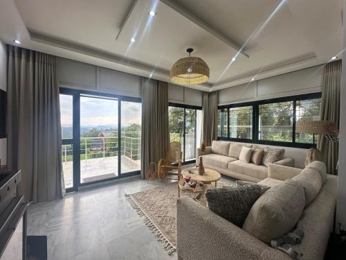 Maison Lés - Ain Drahem (Maison Les - Ain Drahem) in Ayn Darahim Maison Lés - Ain Drahem (Maison Les - Ain Drahem) in Ayn Darahim