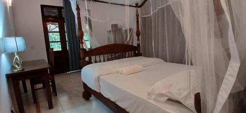 Tepraas- Bolgoda in Ruskin Island Tepraas- Bolgoda in Ruskin Island