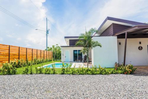 Triskele Retreat - Casa Earth in Esterillos Este Triskele Retreat - Casa Earth in Esterillos Este