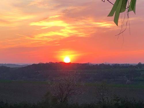 Authentiek 4 persoonshuisje vlakbij Valkenburg in Eys Authentiek 4 persoonshuisje vlakbij Valkenburg in Eys