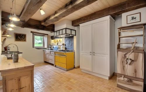 مطبخ, Propriété De Campagne Typique (Propriete De Campagne Typique) in Brasparts مطبخ, Propriété De Campagne Typique (Propriete De Campagne Typique) in Brasparts