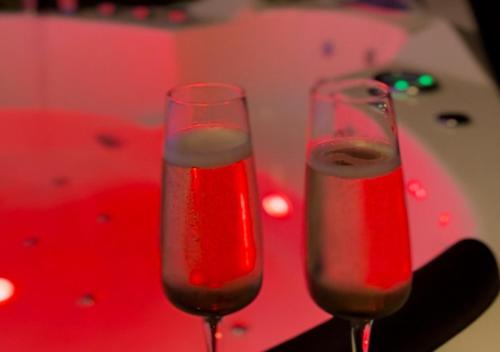 Love room 10 minutes de Nantes in Thouare Sur Loire Love room 10 minutes de Nantes in Thouare Sur Loire