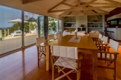 A Promontory View Beach House, Victoria A Promontory View Beach House, Victoria