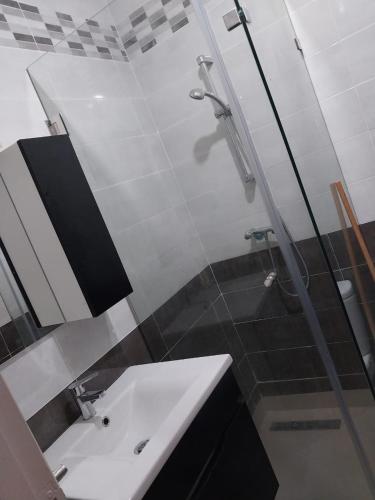 apartment for rent in El Khyam 2 apartment for rent in El Khyam 2