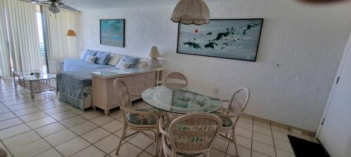 Παροχές, Room with a View in Red Hook Παροχές, Room with a View in Red Hook