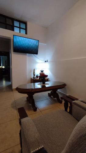 Departamento grande Tierra del sol -con pileta- A 5 minutos del estadio y del nodo tecnologico y cer in La Banda Departamento grande Tierra del sol -con pileta- A 5 minutos del estadio y del nodo tecnologico y cer in La Banda