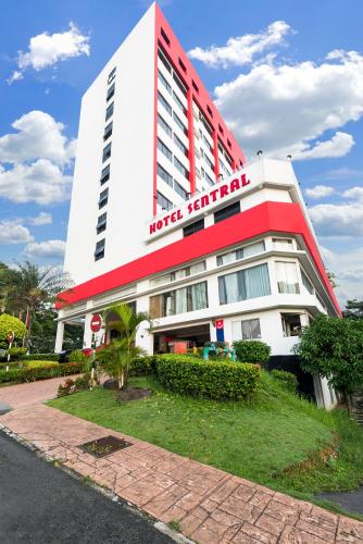 ทางเข้า, โรงแรม เซ็นทรัล ยะโฮร์บาห์รู แอท วูดแลนด์ คอสเวย์ (Hotel Sentral Johor Bahru @ Woodland Causeway) in ยะโฮร์ บาห์รู ทางเข้า, โรงแรม เซ็นทรัล ยะโฮร์บาห์รู แอท วูดแลนด์ คอสเวย์ (Hotel Sentral Johor Bahru @ Woodland Causeway) in ยะโฮร์ บาห์รู