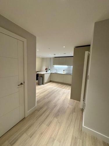 Apartment with Terrace in Uxbridge in Greater London North West Apartment with Terrace in Uxbridge in Greater London North West