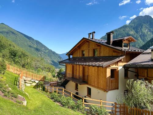 Chalet Al Sole in Rabbi Chalet Al Sole in Rabbi