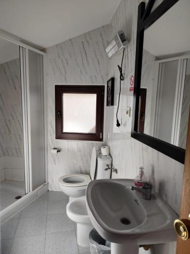 Hostal Casa Damián (Hostal Casa Damian) in 巴爾德利納雷斯 Hostal Casa Damián (Hostal Casa Damian) in 巴爾德利納雷斯