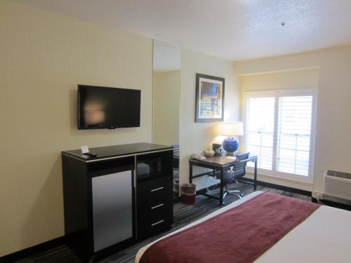 Arena Hotel in San Jose (CA) Arena Hotel in San Jose (CA)