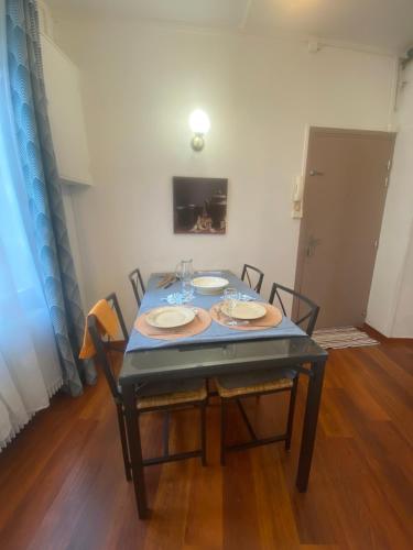 Facilities, Studio miroir in Avenue de la Liberation Facilities, Studio miroir in Avenue de la Liberation