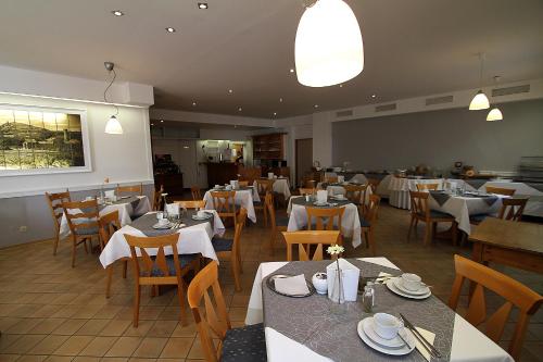 Ételek és italok, Hotel Lindemann in Bad Nauheim Ételek és italok, Hotel Lindemann in Bad Nauheim