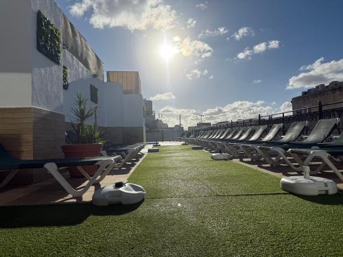 Windsor Hotel in ซลีมา ซิตี้ เซ็นเตอร์ Windsor Hotel in ซลีมา ซิตี้ เซ็นเตอร์