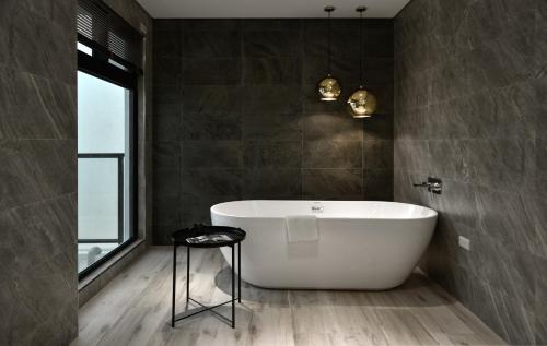 Bathroom, 湛湛里煙 in Annan District Bathroom, 湛湛里煙 in Annan District