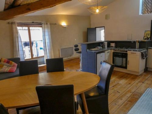 Grand appartement cœur de village in Chatillon-En-Diois Grand appartement cœur de village in Chatillon-En-Diois