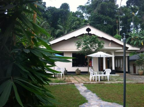 This photo about Avinka Villa shared on HyHotel.com