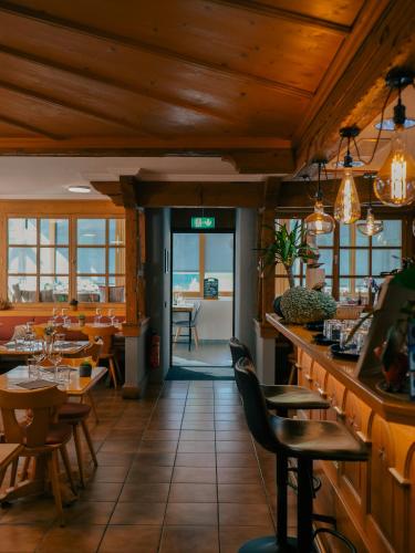 Restaurant, Ristorante con stanze Airolo in Airolo Restaurant, Ristorante con stanze Airolo in Airolo