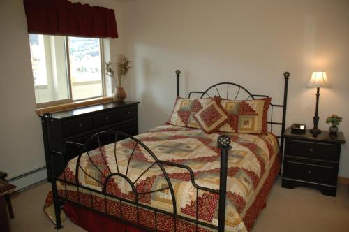 在meiguo.com看到的The Towers的介绍图片