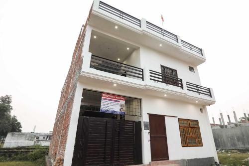 Entrance, SPOT ON 76421 Kuldeep Inn in Semra Entrance, SPOT ON 76421 Kuldeep Inn in Semra