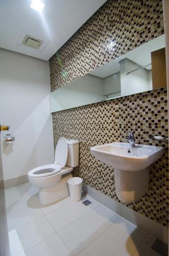 This photo about Madison Hotel PHL shared on HyHotel.com