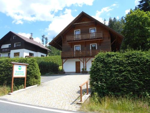 ทางเข้า, Apartmany Base Camp in เซเลซนา รูดา ทางเข้า, Apartmany Base Camp in เซเลซนา รูดา