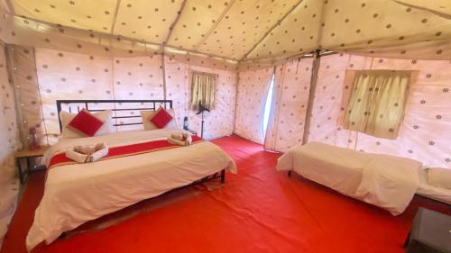 Hotel Golden Grand Jaisalmer in ガンディーナガル Hotel Golden Grand Jaisalmer in ガンディーナガル