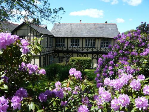 Kert, The Lake Country House Hotel & Spa in Llangammarch Wells Kert, The Lake Country House Hotel & Spa in Llangammarch Wells