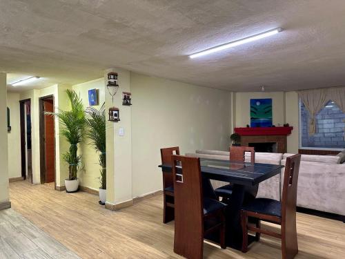 Spacious apartment in Quito in ลาอาร์เมเนีย Spacious apartment in Quito in ลาอาร์เมเนีย