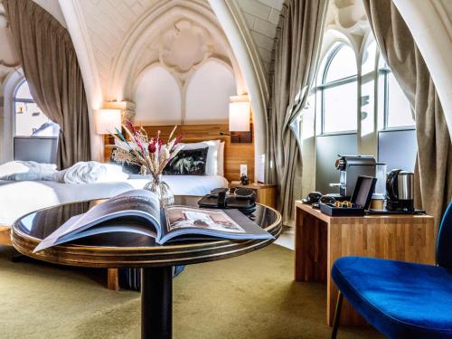 Mercure Poitiers Centre Hotel in Centre de Poitiers Mercure Poitiers Centre Hotel in Centre de Poitiers