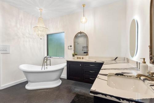 화장실, Luxe House Houston in 클라인 화장실, Luxe House Houston in 클라인