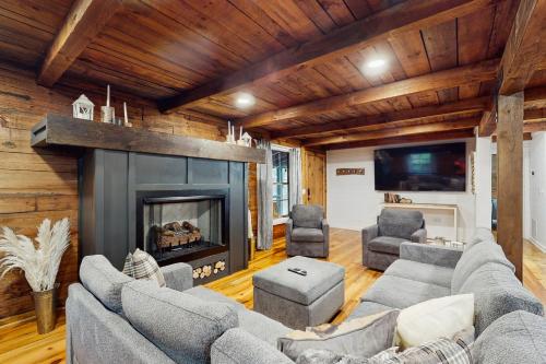 Rooted in East Ellijay (GA) Rooted in East Ellijay (GA)