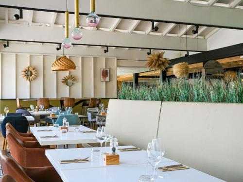 Buitenkant, Novotel Narbonne Sud in Narbonne Buitenkant, Novotel Narbonne Sud in Narbonne