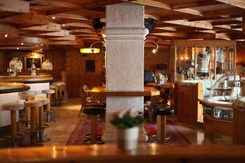 Pub/salong, JUFA Alpenhotel Saalbach in Saalbach Pub/salong, JUFA Alpenhotel Saalbach in Saalbach
