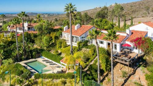 Létesítmények, Resort-Style Estate w Pool Game Room Valley Views Near Wineries The Tennis Ranch by AvantStay in San Marcos Létesítmények, Resort-Style Estate w Pool Game Room Valley Views Near Wineries The Tennis Ranch by AvantStay in San Marcos