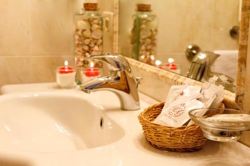 This photo about Hotel Ariston shared on HyHotel.com