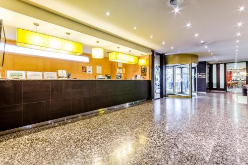 Vestíbulo, Galicia Palace in Pontevedra Vestíbulo, Galicia Palace in Pontevedra