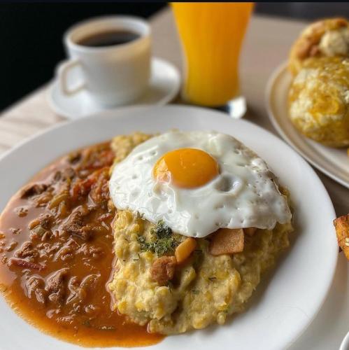 Casa De la Cruz in ลาอาร์เมเนีย Casa De la Cruz in ลาอาร์เมเนีย