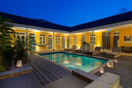 Jardim, Boutique Hotel 't Klooster in Willemstad Jardim, Boutique Hotel 't Klooster in Willemstad