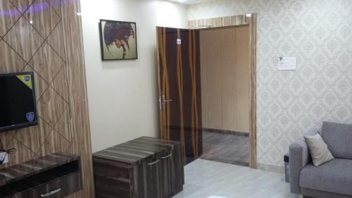 This photo about Hotel Crystal International shared on HyHotel.com