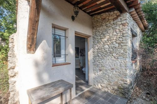 Cozy nest in gorgeous nature in Bagnols Cozy nest in gorgeous nature in Bagnols