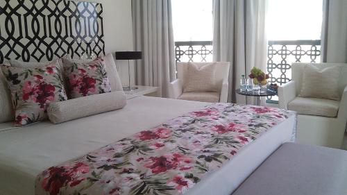 This photo about Hotel Al Mandari shared on HyHotel.com