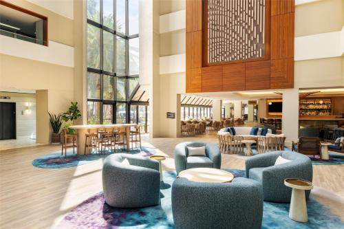 Lobby, Sonesta Resort - Hilton Head Island in Hilton Head Island (SC) Lobby, Sonesta Resort - Hilton Head Island in Hilton Head Island (SC)