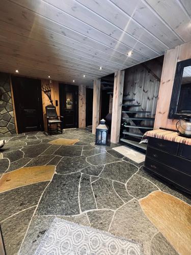 Cabin in Kvamskogen in Norheimsund Cabin in Kvamskogen in Norheimsund