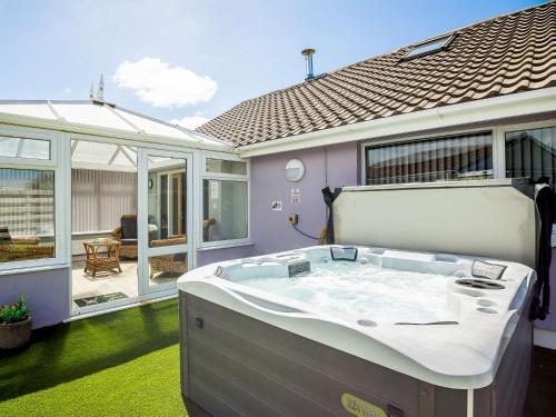 المرافق, 3 Bed in Fairbourne 86841 in فيربورن المرافق, 3 Bed in Fairbourne 86841 in فيربورن